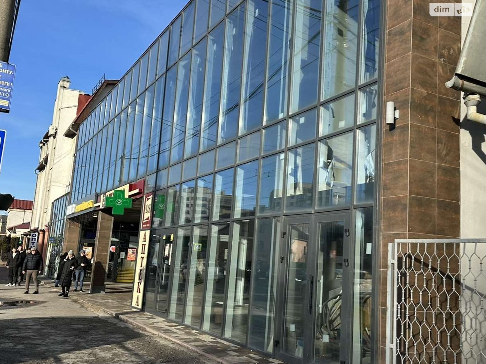 Специальное помещение в Тернополе, сдам в аренду по Бандери С. пр., район Восточный, цена: 80 500 грн за объект фото 1