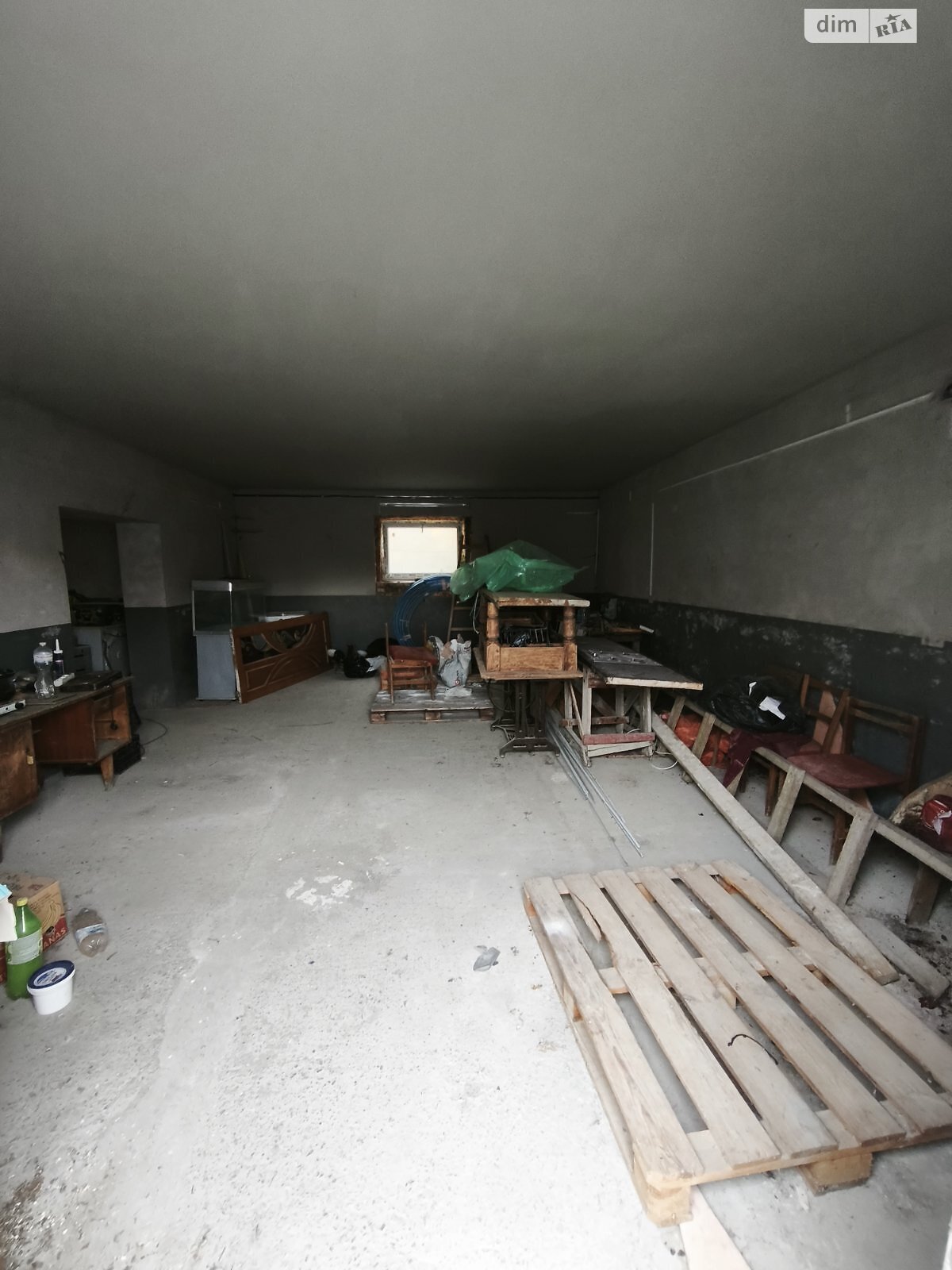 Специальное помещение в Ужгороде, сдам в аренду по Сергея Мартина (Парижской Коммуны) улица, район Промышленный, цена: 6 323 грн за объект фото 1 Специальное помещение в Ужгороде, сдам в аренду по Сергея Мартина (Парижской Коммуны) улица, район Промышленный, цена: 6 323 грн за объект фото 1