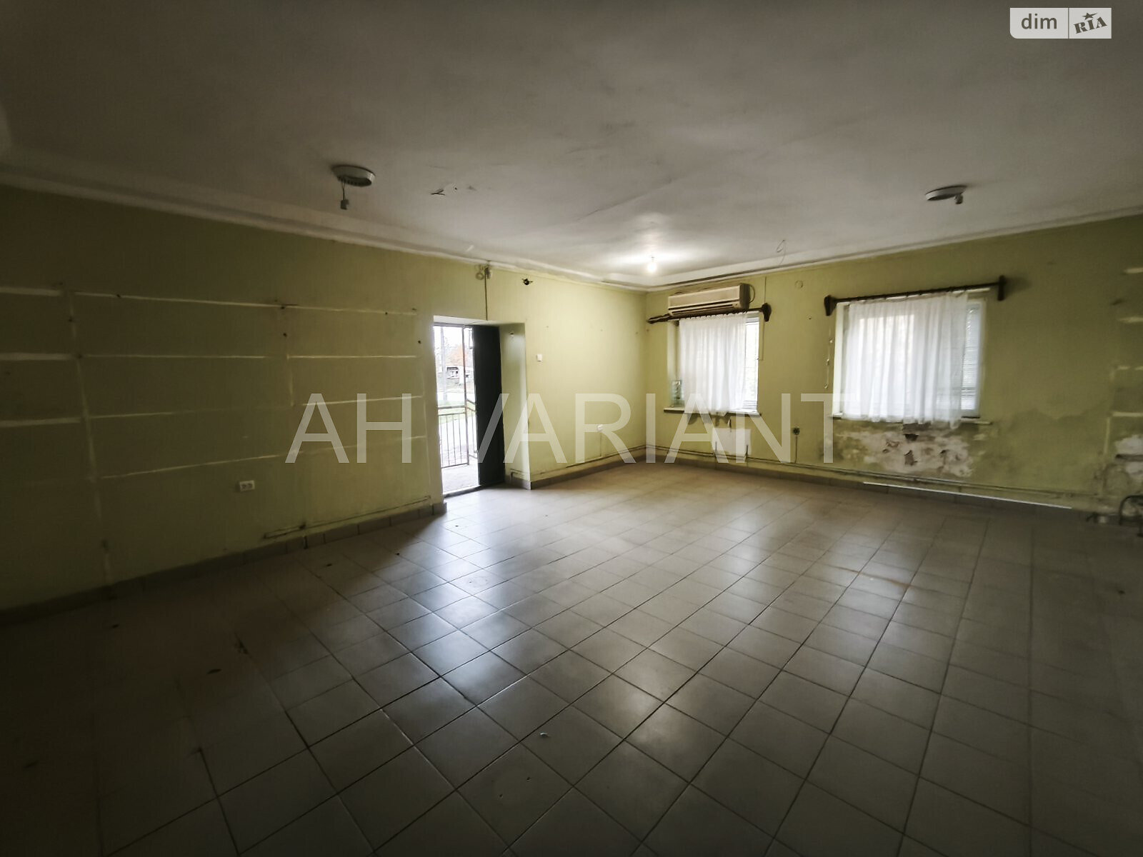 Спеціальне приміщення в Великих Лазах, Вознесенська вулиця, ціна оренди: 4 243 грн за об’єкт фото 1