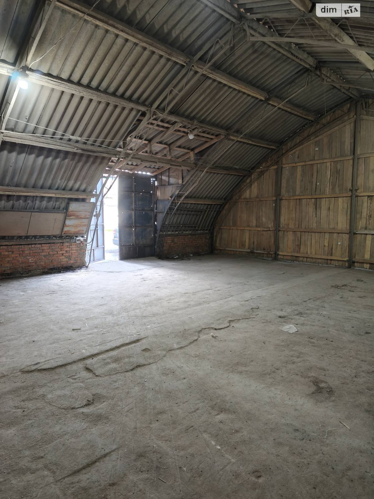 Специальное помещение в Виннице, сдам в аренду по Левка Лукьяненко (Ватутина) улица, район Замостянский, цена: 14 000 грн за объект фото 1 Специальное помещение в Виннице, сдам в аренду по Левка Лукьяненко (Ватутина) улица, район Замостянский, цена: 14 000 грн за объект фото 1