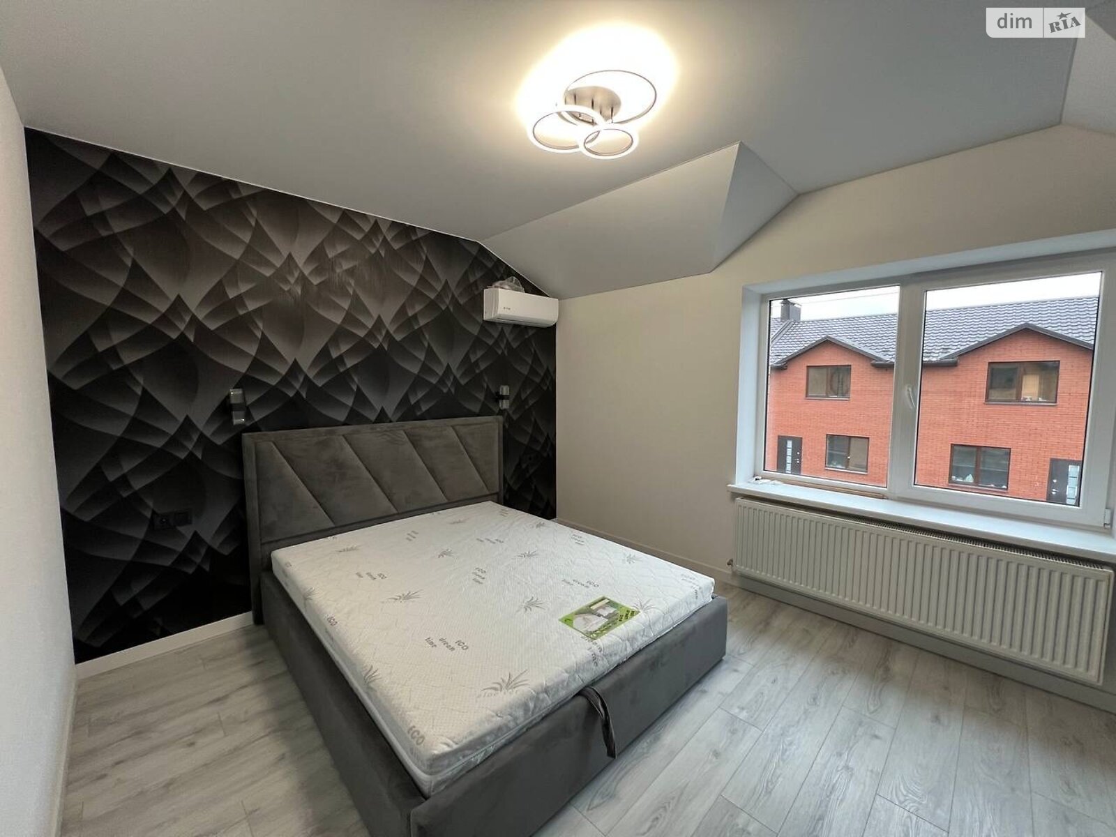 двоповерховий таунхаус, 90 кв. м, кирпич. Здається помісячно в Агрономічному фото 1 двоповерховий таунхаус, 90 кв. м, кирпич. Здається помісячно в Агрономічному фото 1