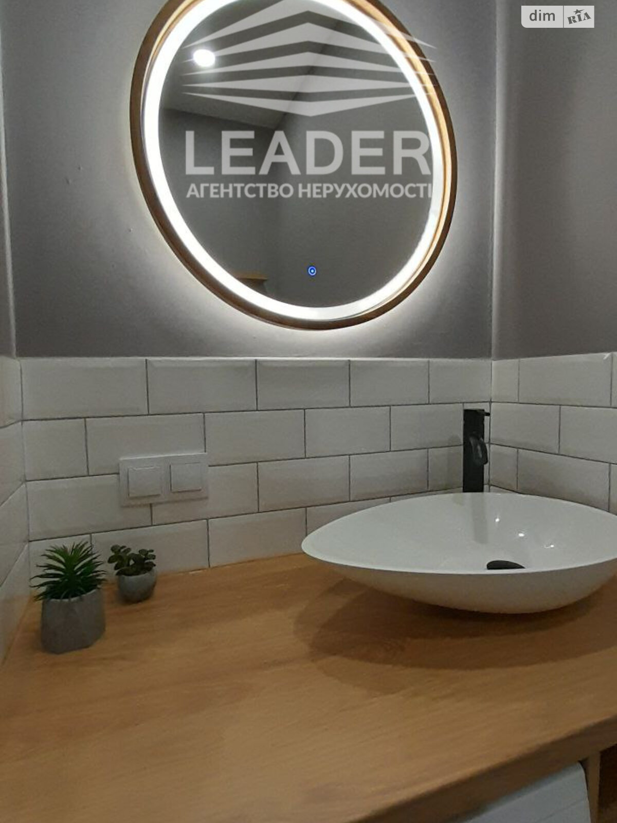 двухэтажный таунхаус, 90 кв. м, кирпич. Сдается помесячно в Агрономичном фото 1