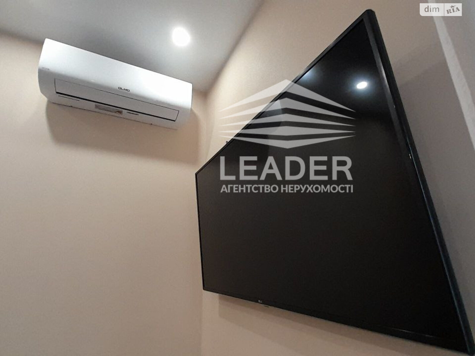 двухэтажный таунхаус, 90 кв. м, кирпич. Сдается помесячно в Агрономичном фото 1