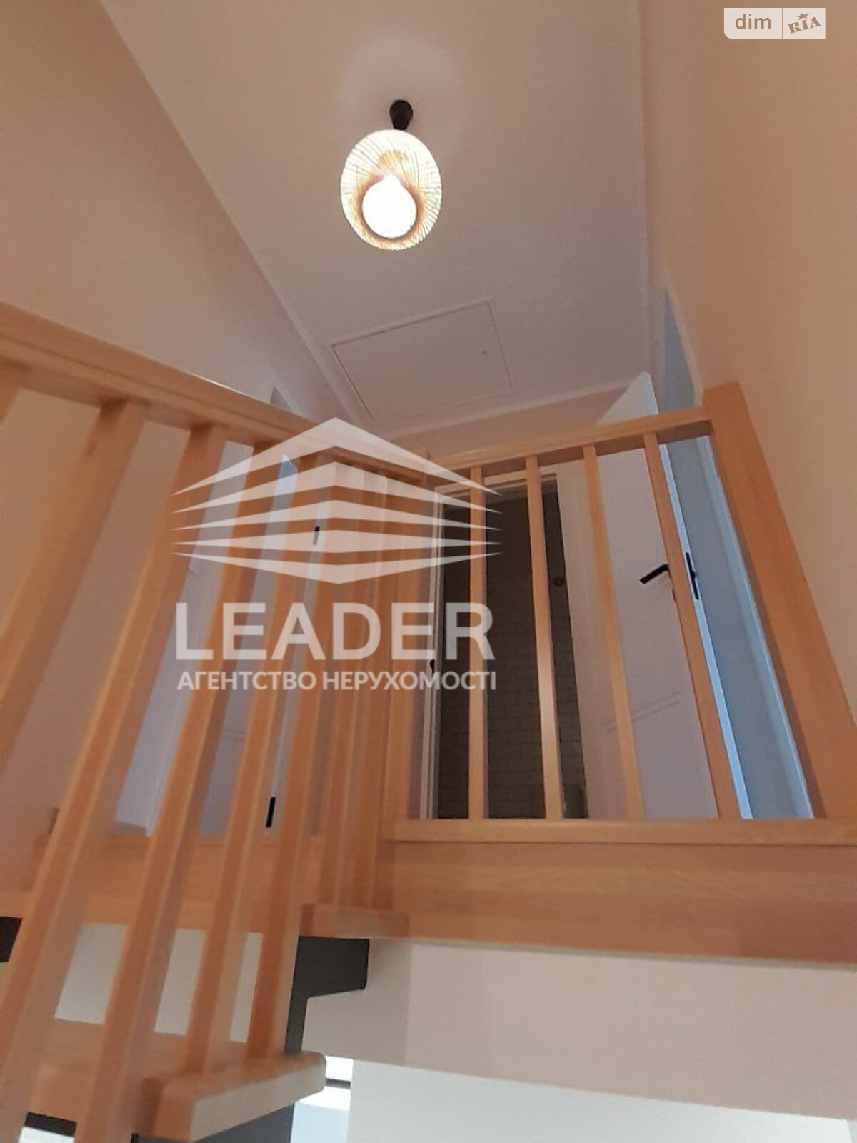 двухэтажный таунхаус, 90 кв. м, кирпич. Сдается помесячно в Агрономичном фото 1