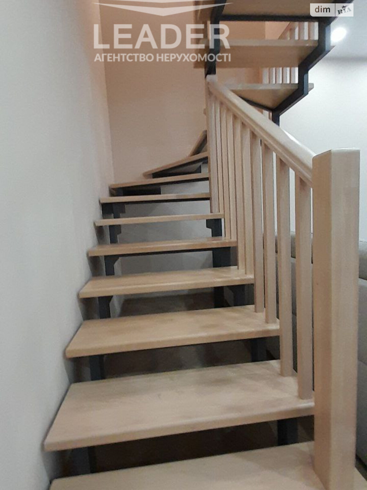 двухэтажный таунхаус, 90 кв. м, кирпич. Сдается помесячно в Агрономичном фото 1