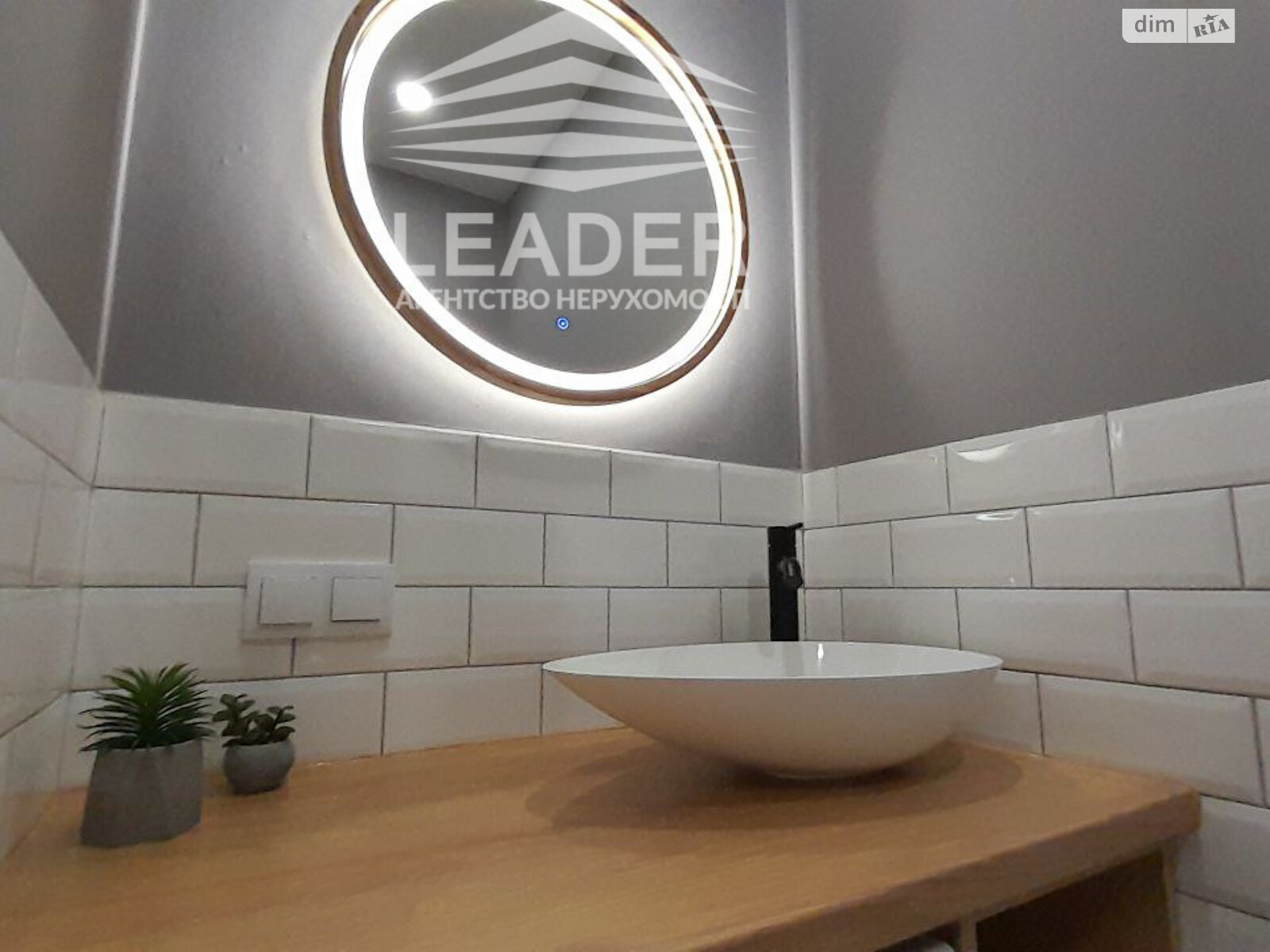 двухэтажный таунхаус, 90 кв. м, кирпич. Сдается помесячно в Агрономичном фото 1