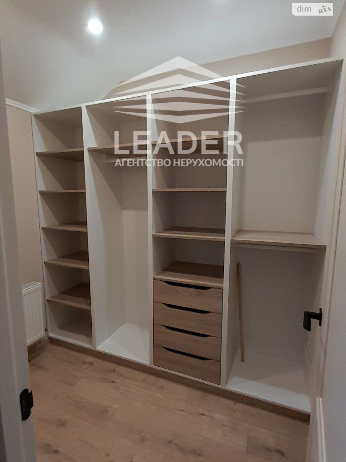 двухэтажный таунхаус, 90 кв. м, кирпич. Сдается помесячно в Агрономичном фото 1