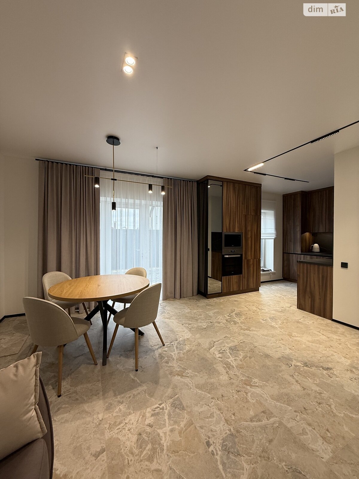 двухэтажный таунхаус, 90 кв. м, кирпич. Сдается помесячно в Агрономичном фото 1 двухэтажный таунхаус, 90 кв. м, кирпич. Сдается помесячно в Агрономичном фото 1