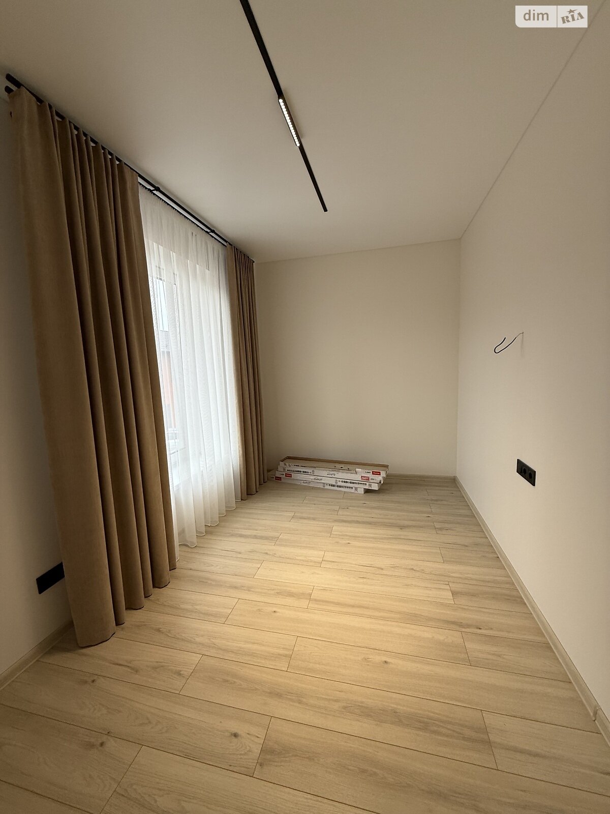 двухэтажный таунхаус, 90 кв. м, кирпич. Сдается помесячно в Агрономичном фото 1 двухэтажный таунхаус, 90 кв. м, кирпич. Сдается помесячно в Агрономичном фото 1