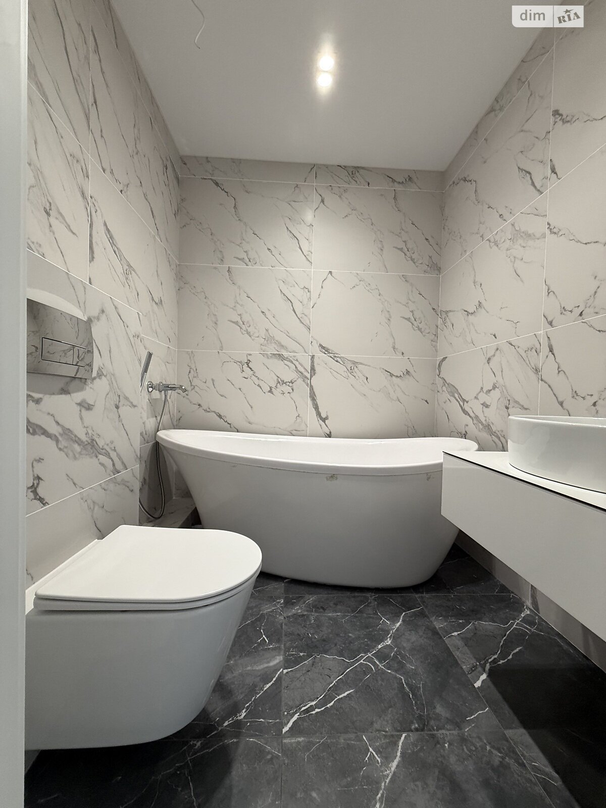 двухэтажный таунхаус, 90 кв. м, кирпич. Сдается помесячно в Агрономичном фото 1 двухэтажный таунхаус, 90 кв. м, кирпич. Сдается помесячно в Агрономичном фото 1