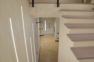 двухэтажный таунхаус, 147 кв. м, кирпич. Сдается помесячно в Байковцах фото 2