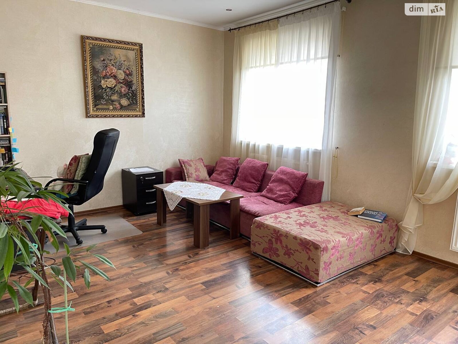 двоповерховий таунхаус, 200 кв. м, цегла. Здається помісячно в Блиставиці фото 1 двоповерховий таунхаус, 200 кв. м, цегла. Здається помісячно в Блиставиці фото 1