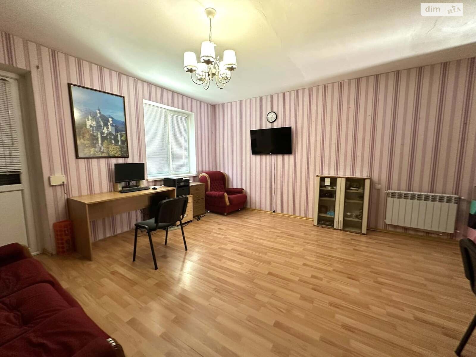 триповерховий таунхаус, 139.6 кв. м, цегла. Здається помісячно в Чайках фото 1 триповерховий таунхаус, 139.6 кв. м, цегла. Здається помісячно в Чайках фото 1