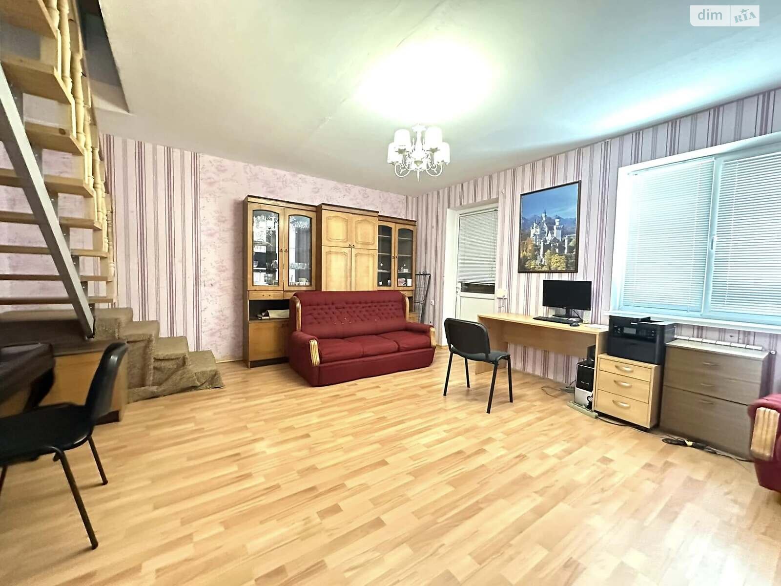 триповерховий таунхаус, 139.6 кв. м, цегла. Здається помісячно в Чайках фото 1 триповерховий таунхаус, 139.6 кв. м, цегла. Здається помісячно в Чайках фото 1