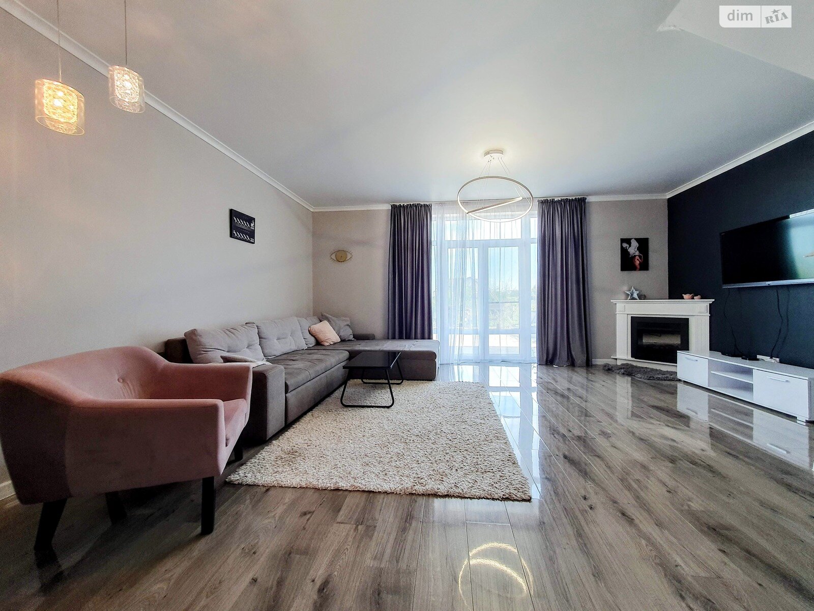 двопроверховий таунхаус, 106 кв. м, цегла. Здається помісячно в Чернівцях, в районі Сторожинецька фото 1