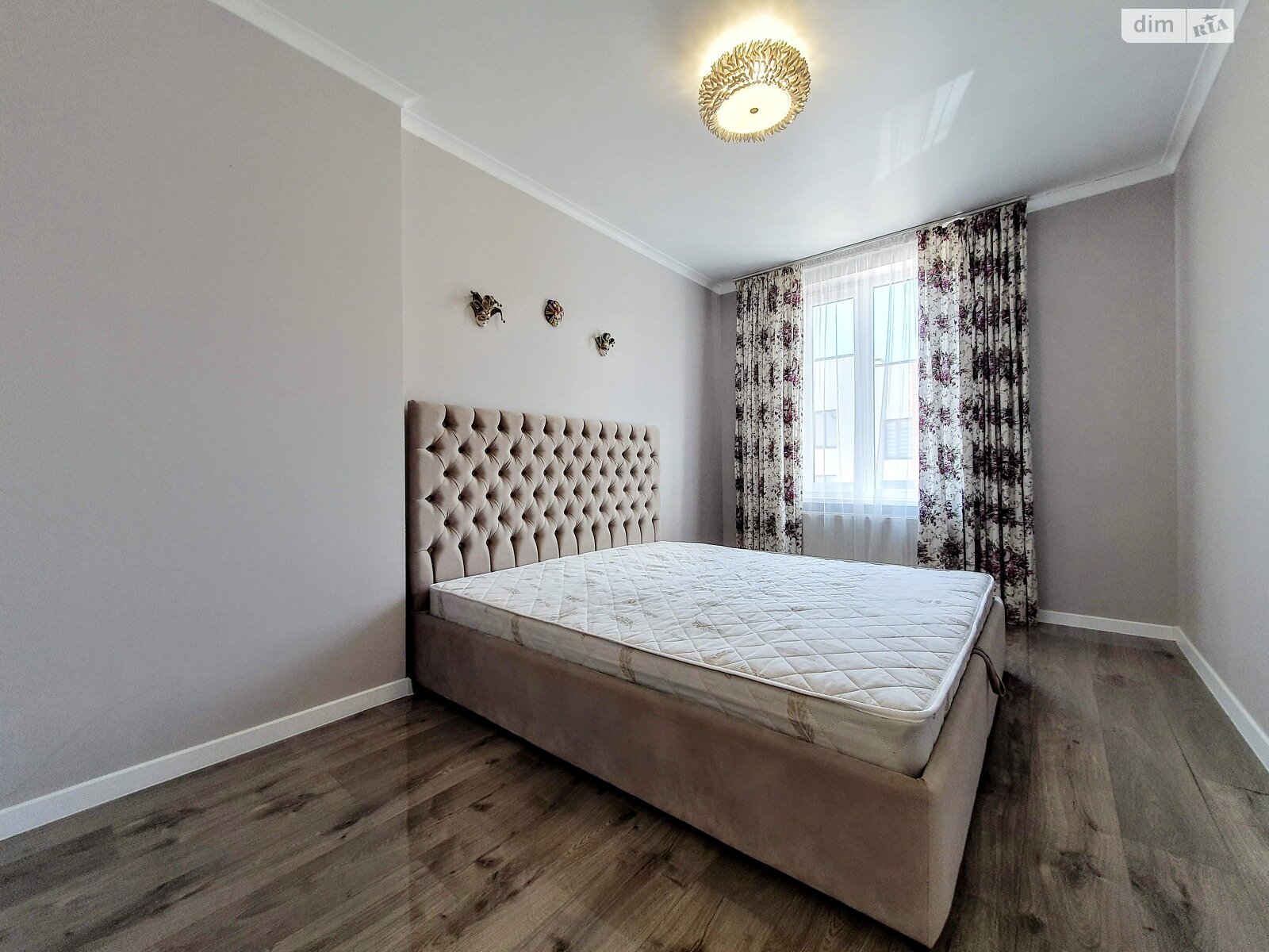 двопроверховий таунхаус, 106 кв. м, цегла. Здається помісячно в Чернівцях, в районі Сторожинецька фото 1