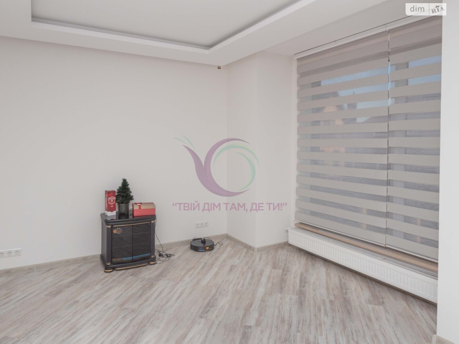 трехэтажный таунхаус, 140 кв. м, кирпич. Сдается помесячно в Черновцах, в районе Южно-Кольцевая фото 1