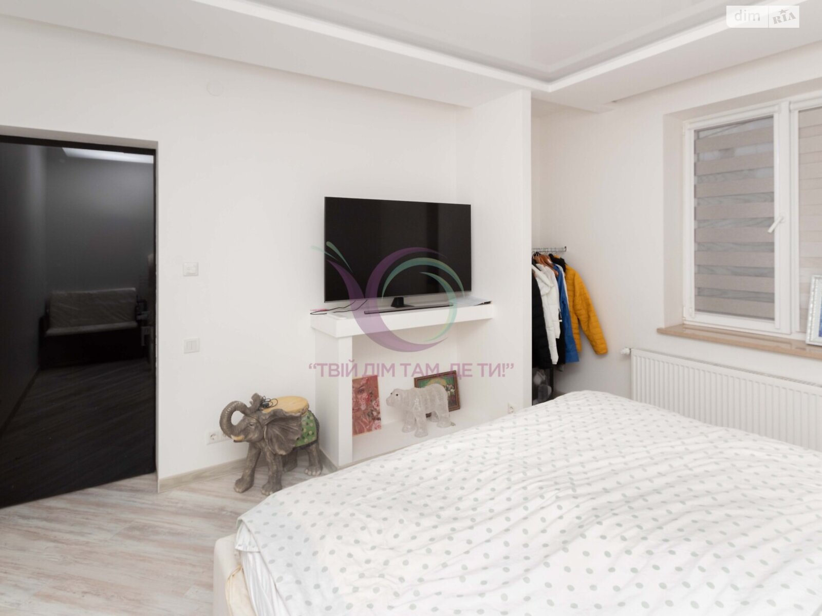 трехэтажный таунхаус, 140 кв. м, кирпич. Сдается помесячно в Черновцах, в районе Южно-Кольцевая фото 1