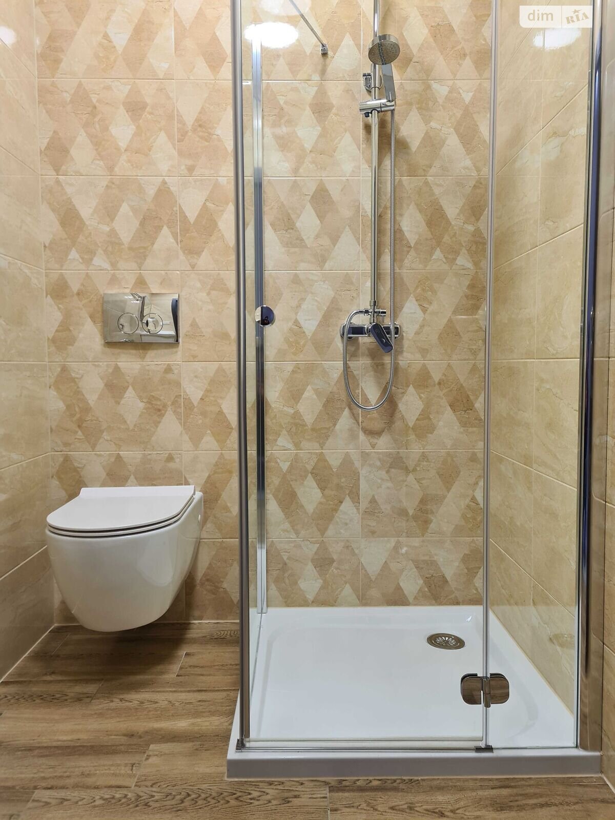 двопроверховий таунхаус, 70 кв. м, кирпич. Здається помісячно в Дніпрі, в районі Єврейська слобода фото 1