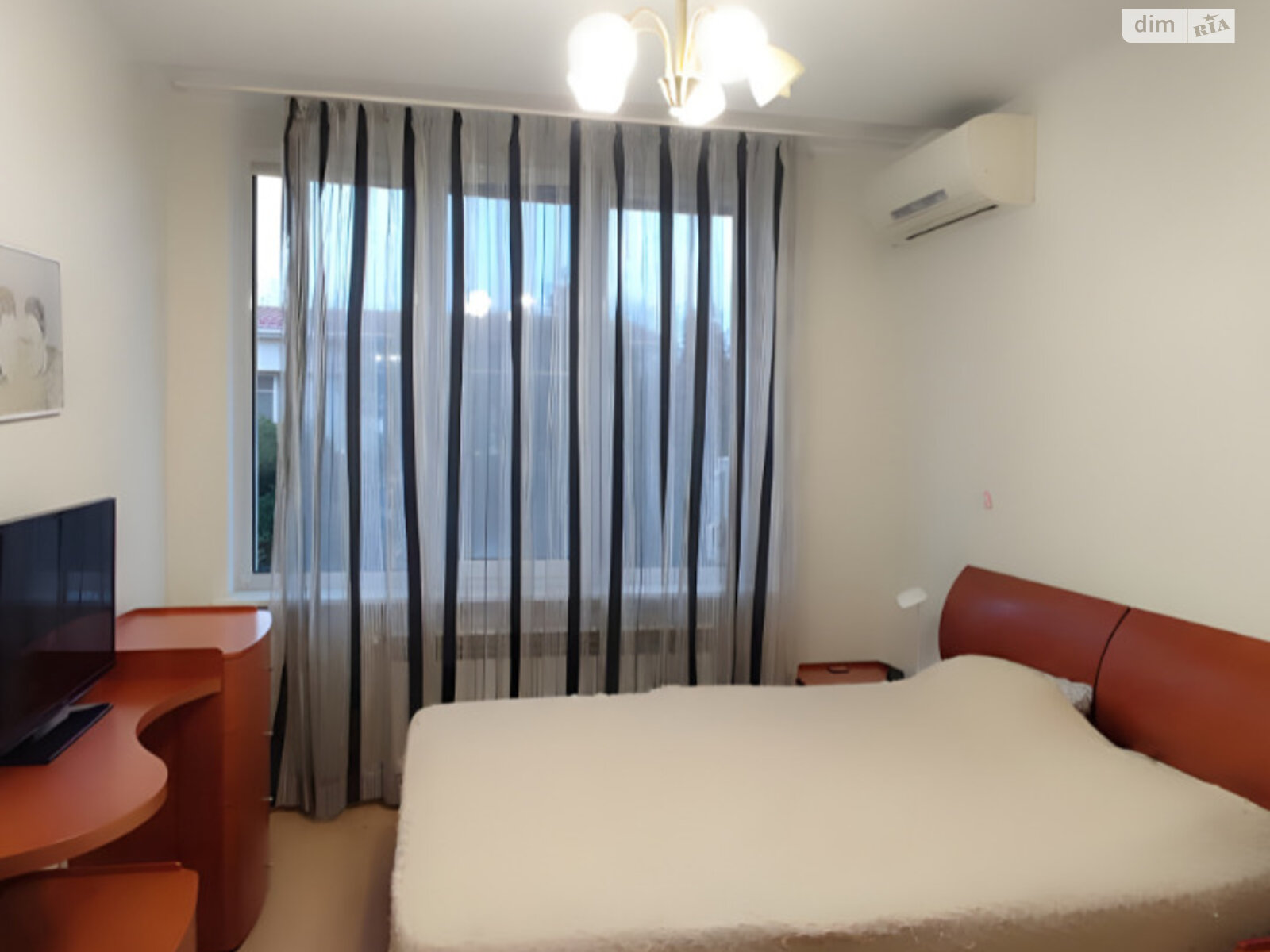 двухэтажный таунхаус, 150 кв. м, кирпич. Сдается помесячно в Фонтанке фото 1 двухэтажный таунхаус, 150 кв. м, кирпич. Сдается помесячно в Фонтанке фото 1