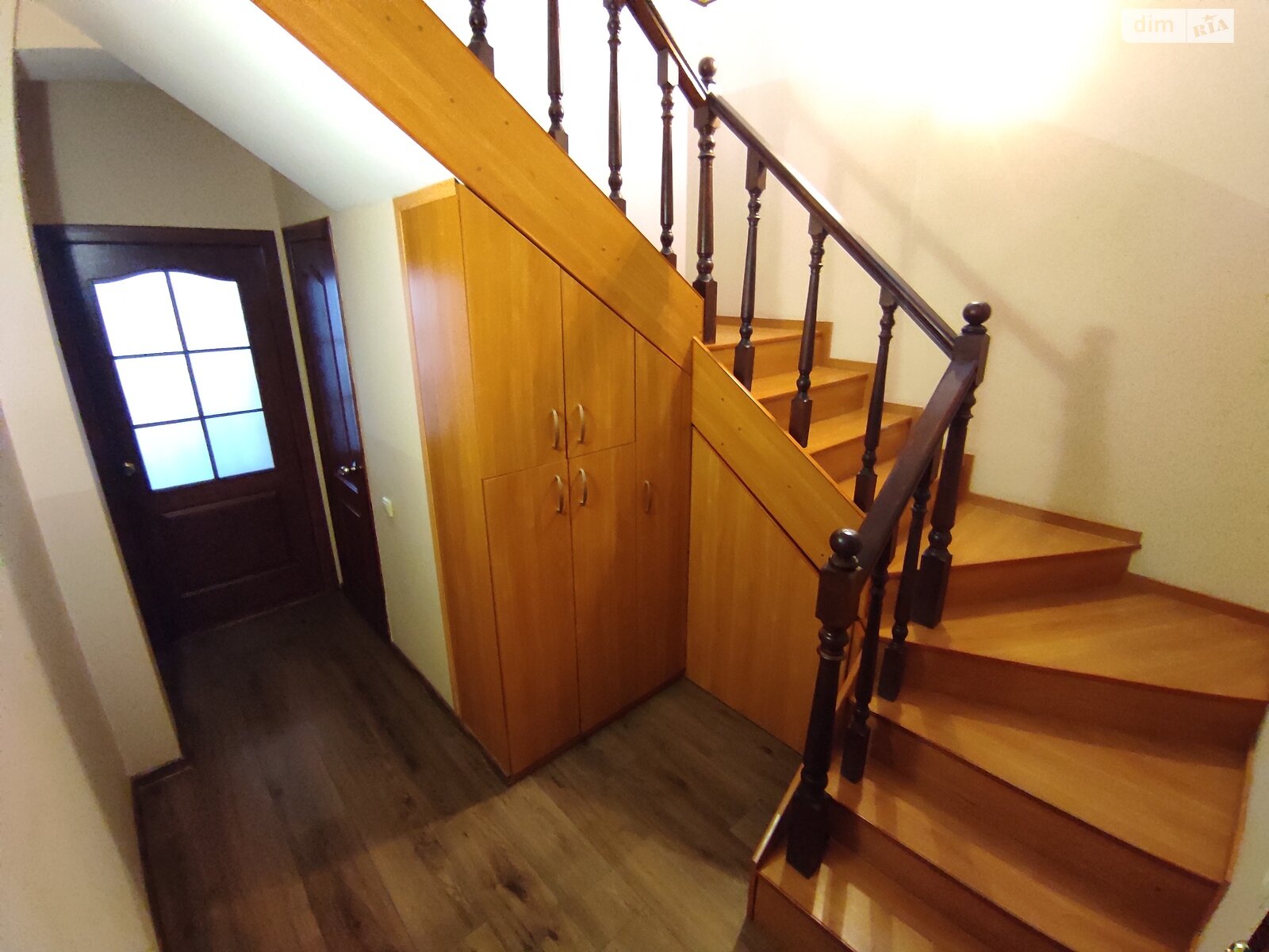 двухэтажный таунхаус, 116 кв. м, монолит. Сдается помесячно в Фонтанке фото 1 двухэтажный таунхаус, 116 кв. м, монолит. Сдается помесячно в Фонтанке фото 1