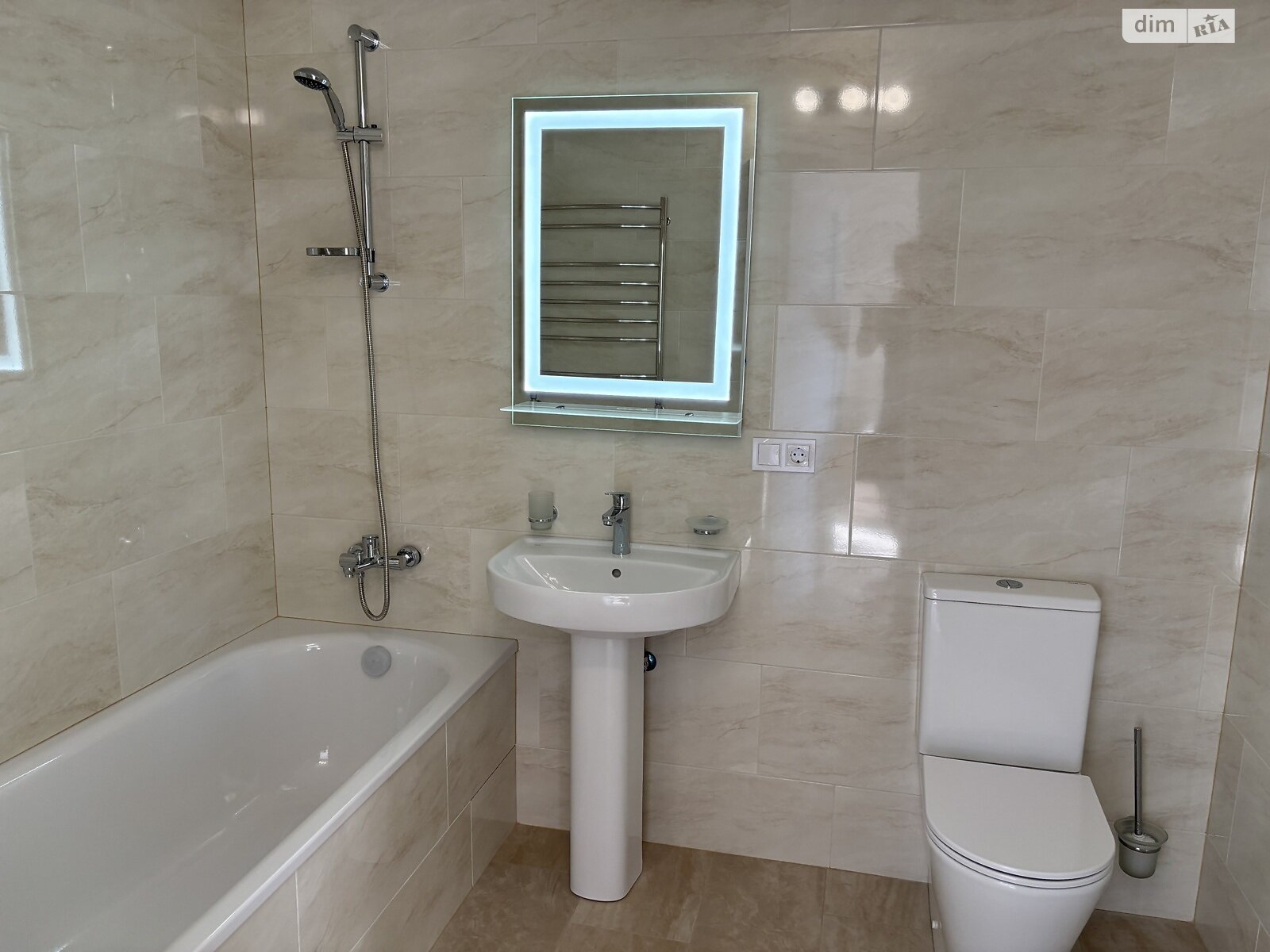 двоповерховий таунхаус, 120 кв. м, піноблок. Здається помісячно в Гнідині фото 1 двоповерховий таунхаус, 120 кв. м, піноблок. Здається помісячно в Гнідині фото 1