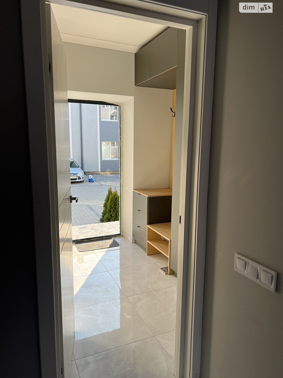 трехэтажный таунхаус, 140 кв. м, кирпич. Сдается помесячно в Годилове фото 1 трехэтажный таунхаус, 140 кв. м, кирпич. Сдается помесячно в Годилове фото 1