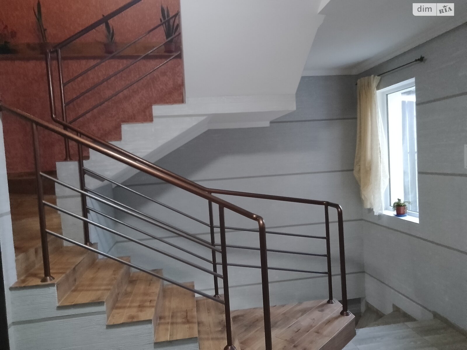 трипроверховий таунхаус, 210 кв. м, цегла. Здається помісячно в Хмельницькому, в районі Лезневе фото 1