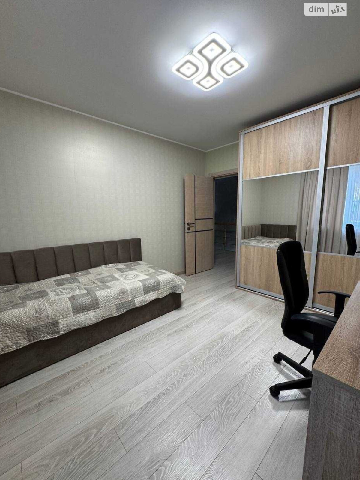 двоповерховий таунхаус, 102 кв. м, цегла. Здається помісячно в Хмельницькому, в районі Виставка фото 1 двопроверховий таунхаус, 102 кв. м, цегла. Здається помісячно в Хмельницькому, в районі Виставка фото 1