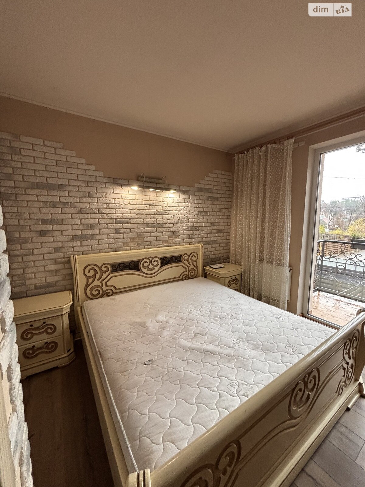 трехэтажный таунхаус, 73 кв. м, кирпич. Сдается помесячно в Ирпене, в районе Ирпень фото 1