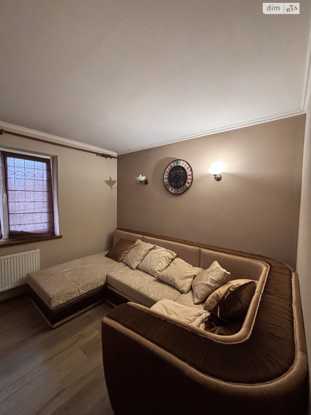 трехэтажный таунхаус, 73 кв. м, кирпич. Сдается помесячно в Ирпене, в районе Ирпень фото 1