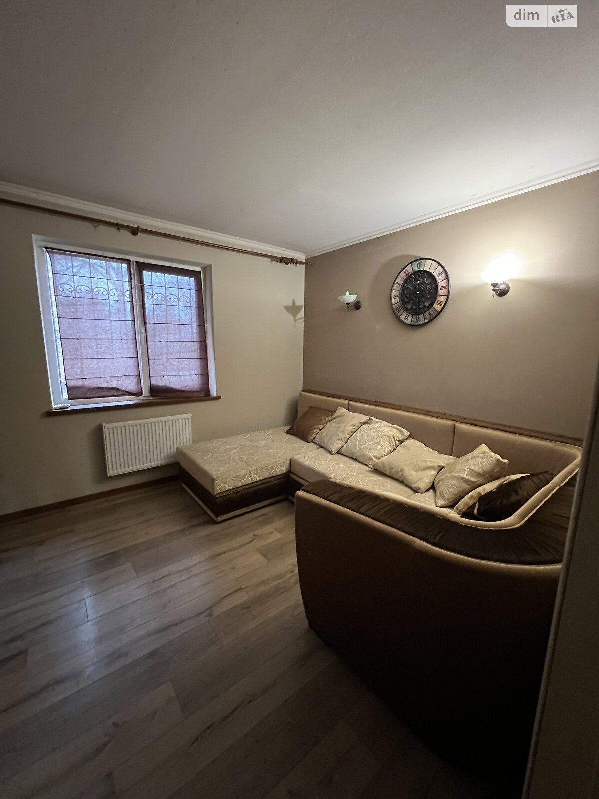 трехэтажный таунхаус, 120 кв. м, кирпич. Сдается помесячно в Ирпене, в районе Романовка фото 1