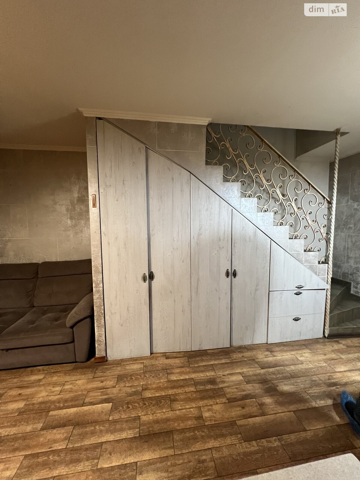 трехэтажный таунхаус, 120 кв. м, кирпич. Сдается помесячно в Ирпене, в районе Романовка фото 1