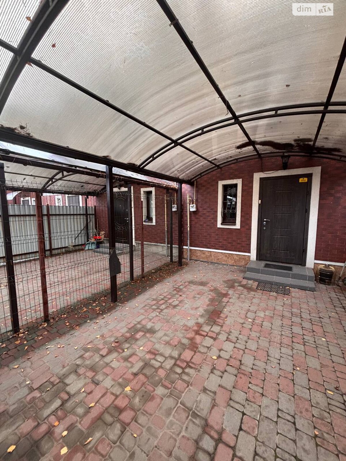 трехэтажный таунхаус, 120 кв. м, кирпич. Сдается помесячно в Ирпене, в районе Романовка фото 1