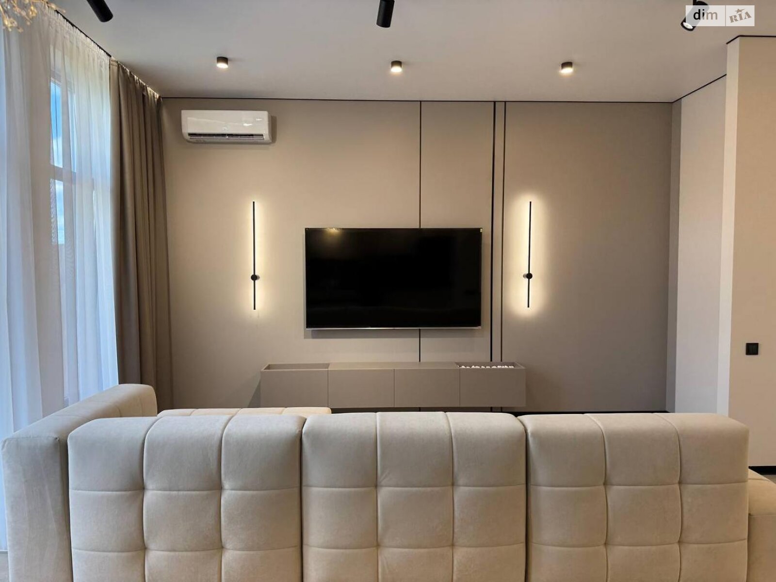 двухэтажный таунхаус, 125 кв. м, газобетон. Сдается помесячно в Киеве, в районе Осокорки фото 1