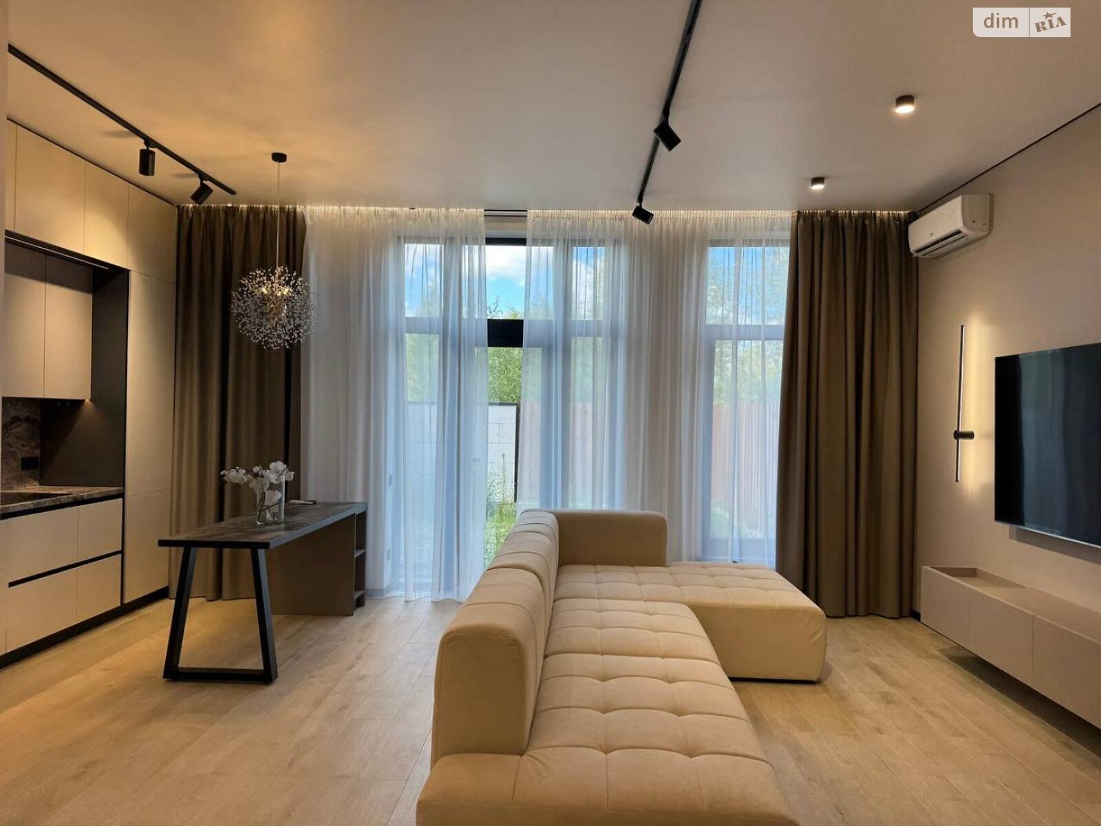 двухэтажный таунхаус, 125 кв. м, газобетон. Сдается помесячно в Киеве, в районе Осокорки фото 1