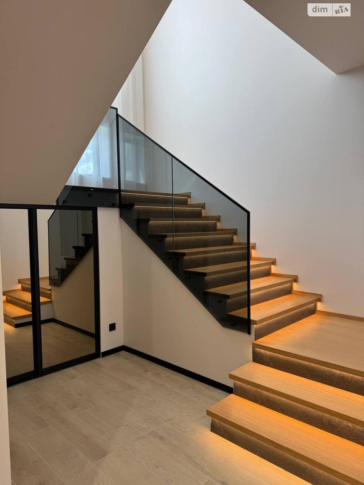 двухэтажный таунхаус, 125 кв. м, газобетон. Сдается помесячно в Киеве, в районе Осокорки фото 1