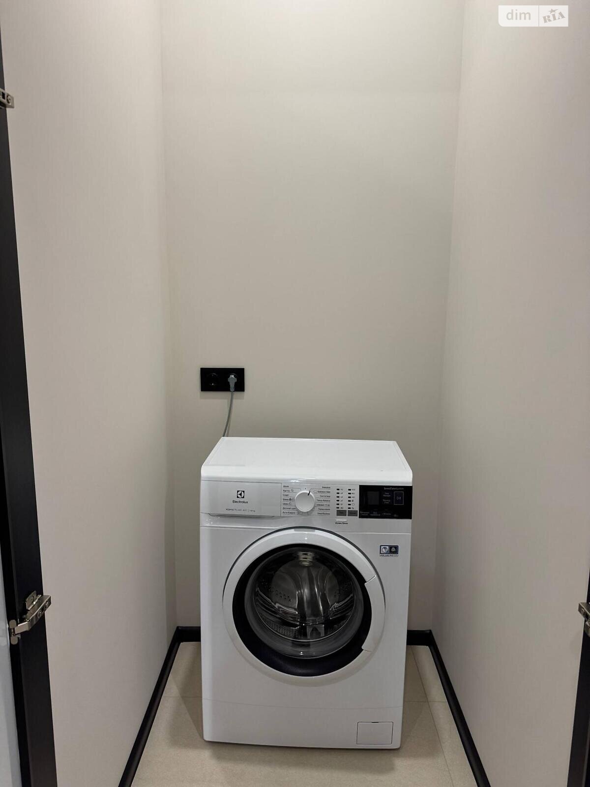 двухэтажный таунхаус, 125 кв. м, кирпич. Сдается помесячно в Киеве, в районе Осокорки фото 1 двухэтажный таунхаус, 125 кв. м, кирпич. Сдается помесячно в Киеве, в районе Осокорки фото 1