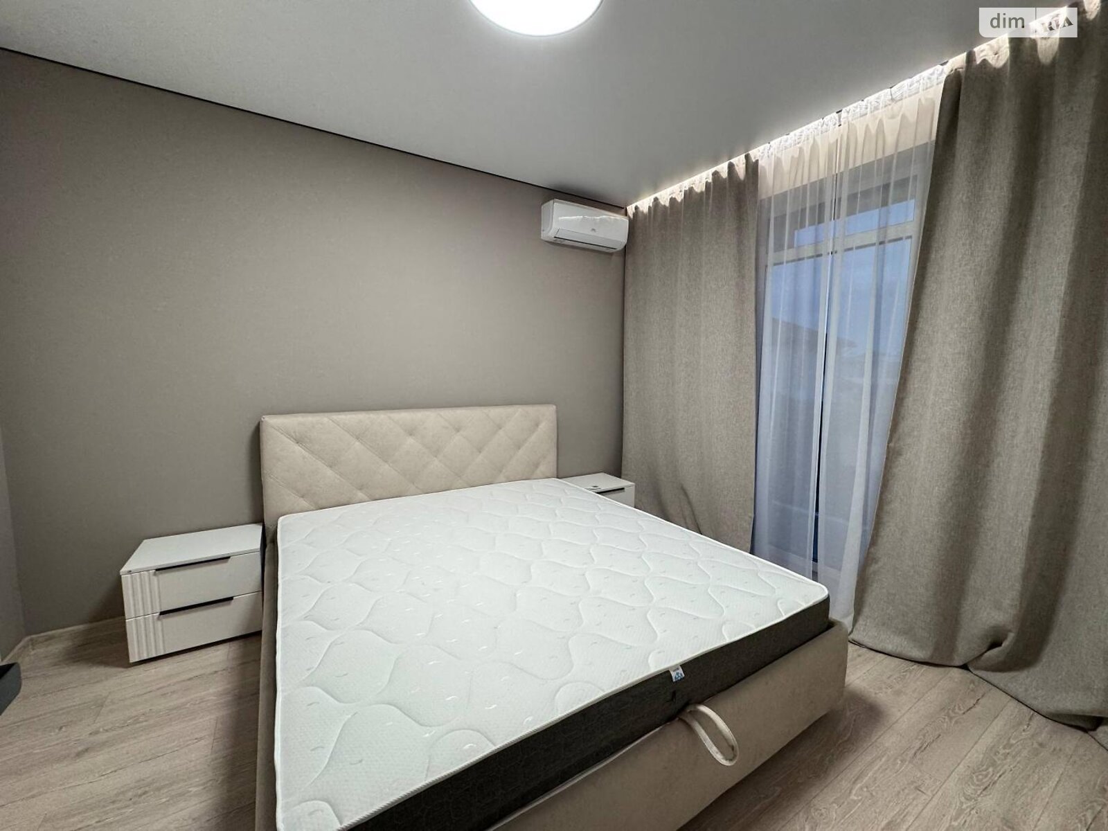 двухэтажный таунхаус, 125 кв. м, кирпич. Сдается помесячно в Киеве, в районе Осокорки фото 1 двухэтажный таунхаус, 125 кв. м, кирпич. Сдается помесячно в Киеве, в районе Осокорки фото 1