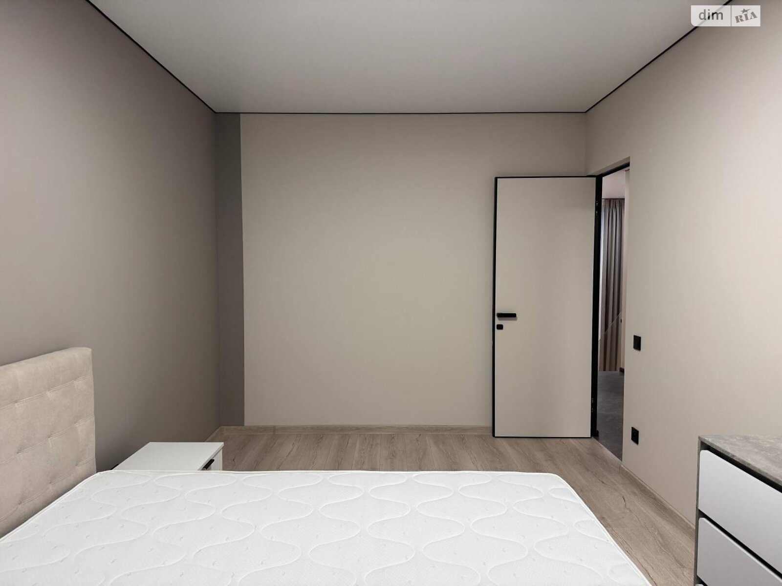 двухэтажный таунхаус, 125 кв. м, кирпич. Сдается помесячно в Киеве, в районе Осокорки фото 1 двухэтажный таунхаус, 125 кв. м, кирпич. Сдается помесячно в Киеве, в районе Осокорки фото 1