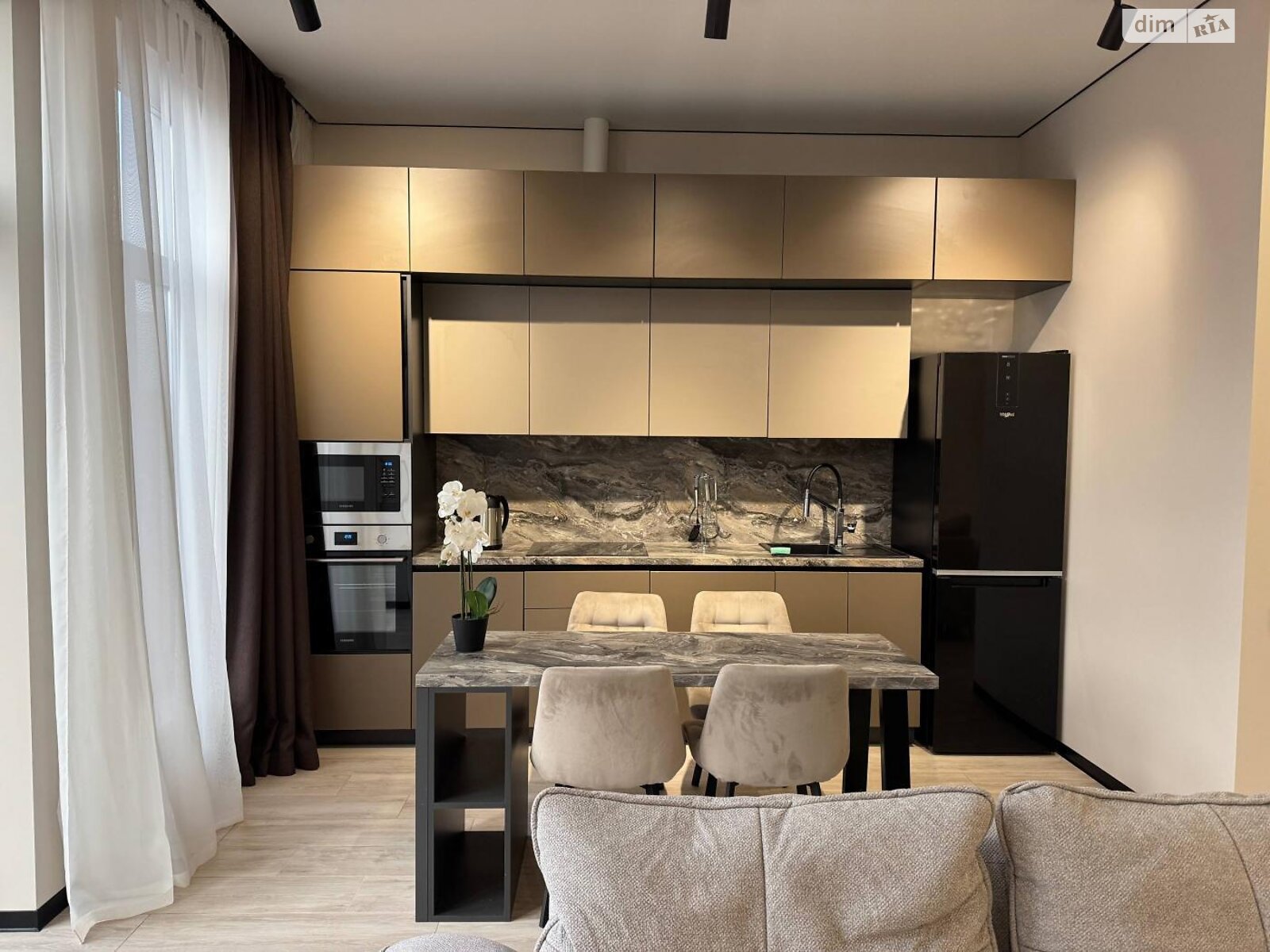 двопроверховий таунхаус, 125 кв. м, кирпич. Здається помісячно в Києві, в районі Осокорки фото 1