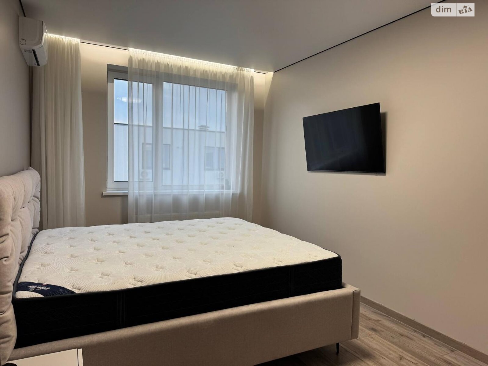 двопроверховий таунхаус, 125 кв. м, кирпич. Здається помісячно в Києві, в районі Осокорки фото 1