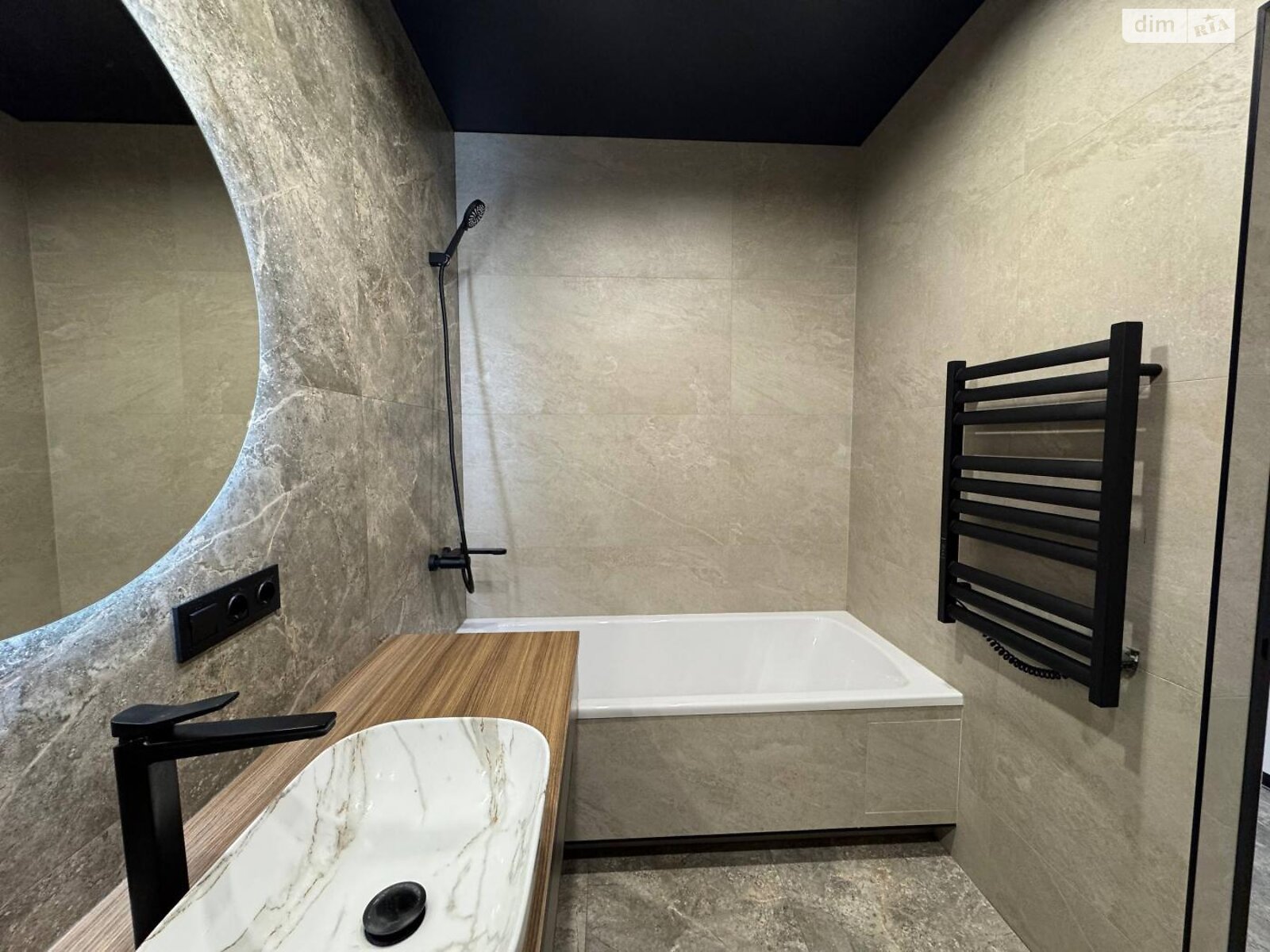 двопроверховий таунхаус, 125 кв. м, кирпич. Здається помісячно в Києві, в районі Осокорки фото 1