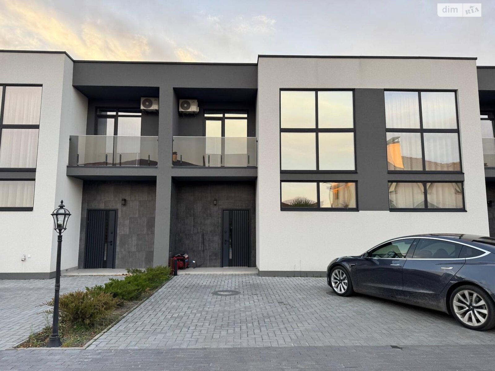 двопроверховий таунхаус, 125 кв. м, кирпич. Здається помісячно в Києві, в районі Осокорки фото 1