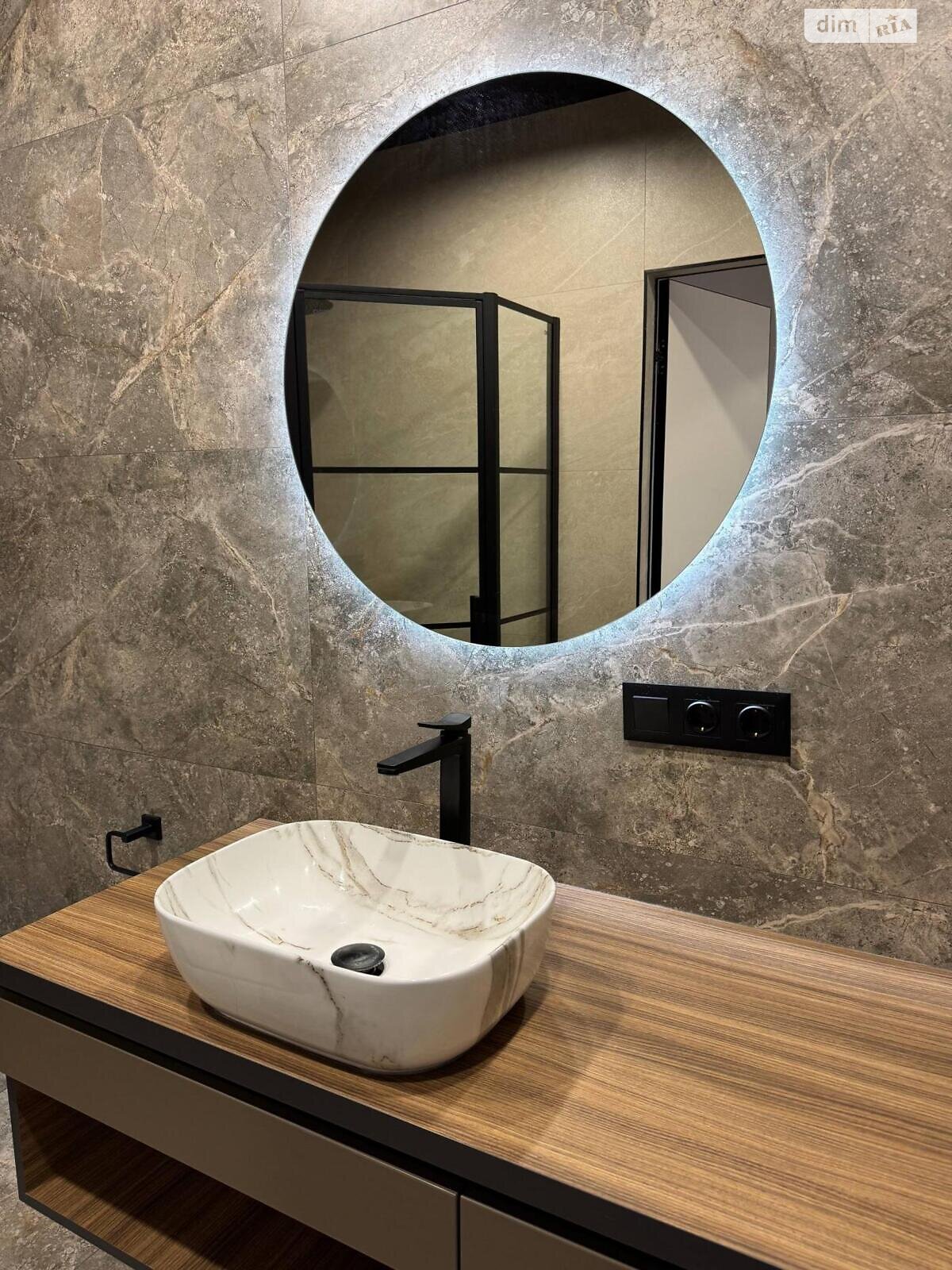 двопроверховий таунхаус, 125 кв. м, кирпич. Здається помісячно в Києві, в районі Осокорки фото 1