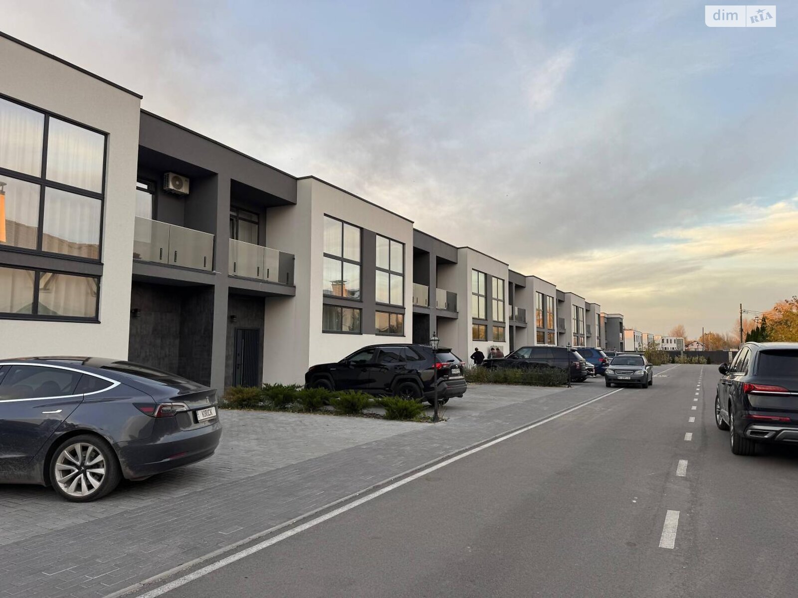 двопроверховий таунхаус, 125 кв. м, кирпич. Здається помісячно в Києві, в районі Осокорки фото 1