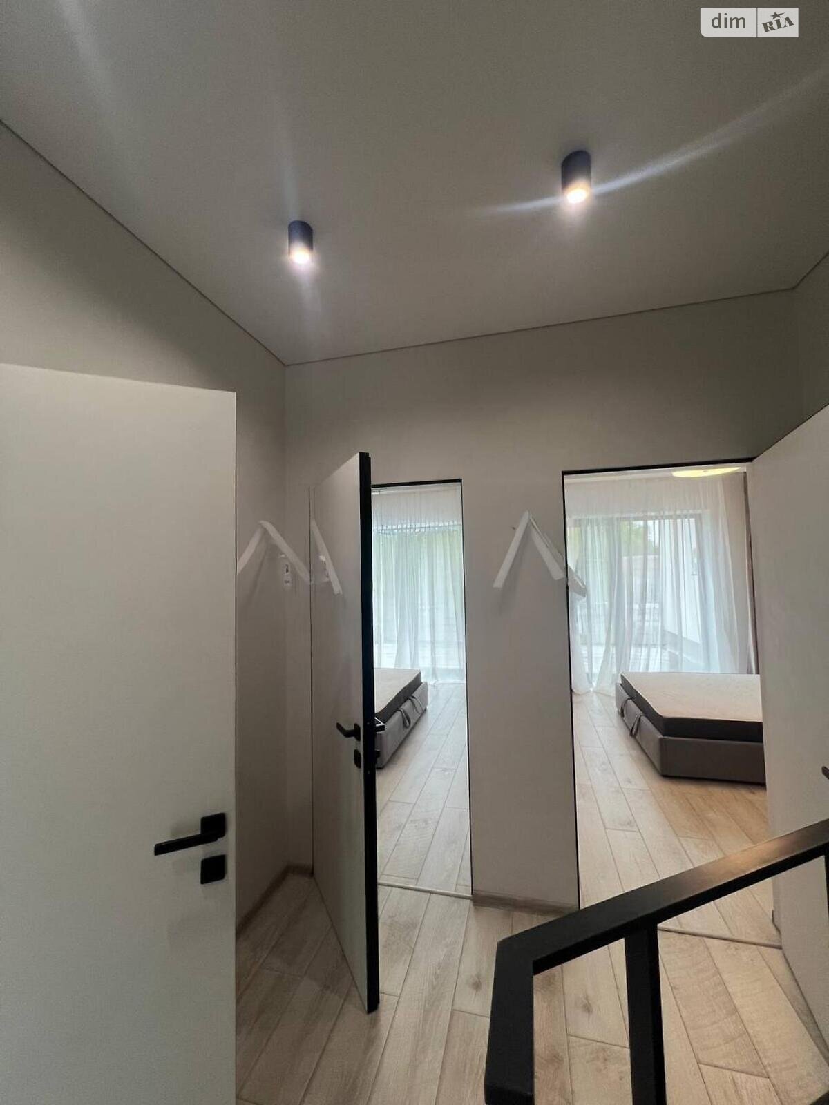 двоповерховий таунхаус, 155.7 кв. м, цегла. Здається помісячно в Києві, в районі Віта-Литовська фото 1 двопроверховий таунхаус, 155.7 кв. м, цегла. Здається помісячно в Києві, в районі Віта-Литовська фото 1