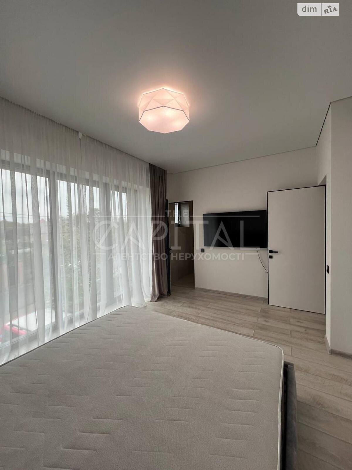 двоповерховий таунхаус, 155.7 кв. м, цегла. Здається помісячно в Києві, в районі Віта-Литовська фото 1 двопроверховий таунхаус, 155.7 кв. м, цегла. Здається помісячно в Києві, в районі Віта-Литовська фото 1