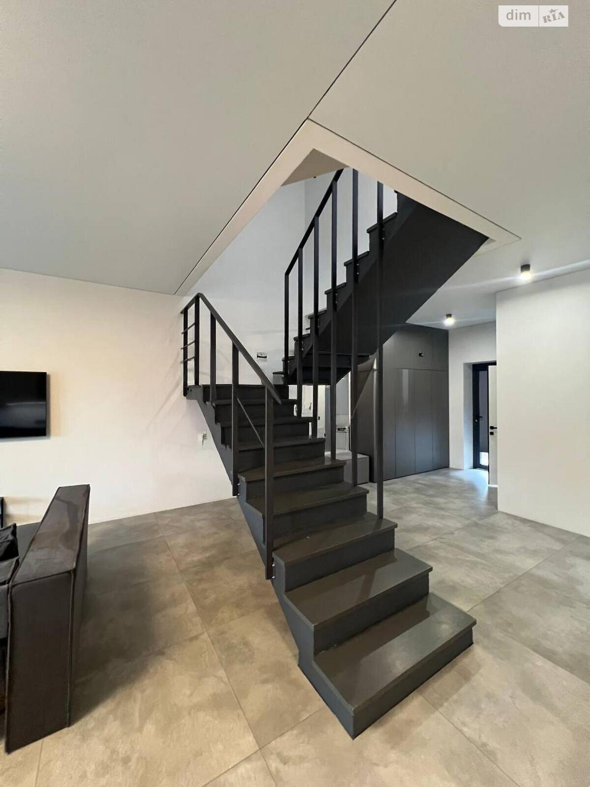 двоповерховий таунхаус, 155.7 кв. м, цегла. Здається помісячно в Києві, в районі Віта-Литовська фото 1 двопроверховий таунхаус, 155.7 кв. м, цегла. Здається помісячно в Києві, в районі Віта-Литовська фото 1