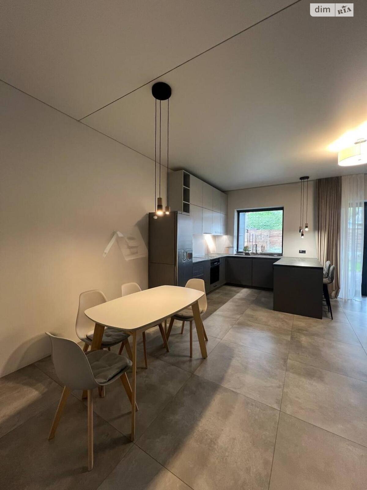 двоповерховий таунхаус, 155.7 кв. м, цегла. Здається помісячно в Києві, в районі Віта-Литовська фото 1 двопроверховий таунхаус, 155.7 кв. м, цегла. Здається помісячно в Києві, в районі Віта-Литовська фото 1